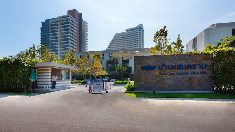 Baan SanKraam Beachfront Condominium