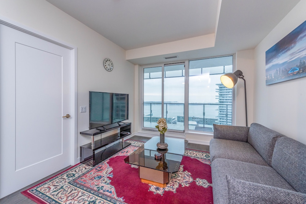 PlanURstay - Harbour Front Toronto - Image 5