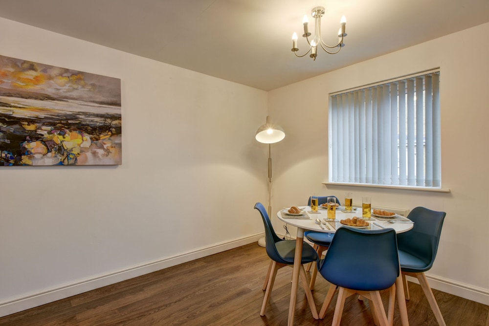 Karah Suites - Manley Gardens Two view 5