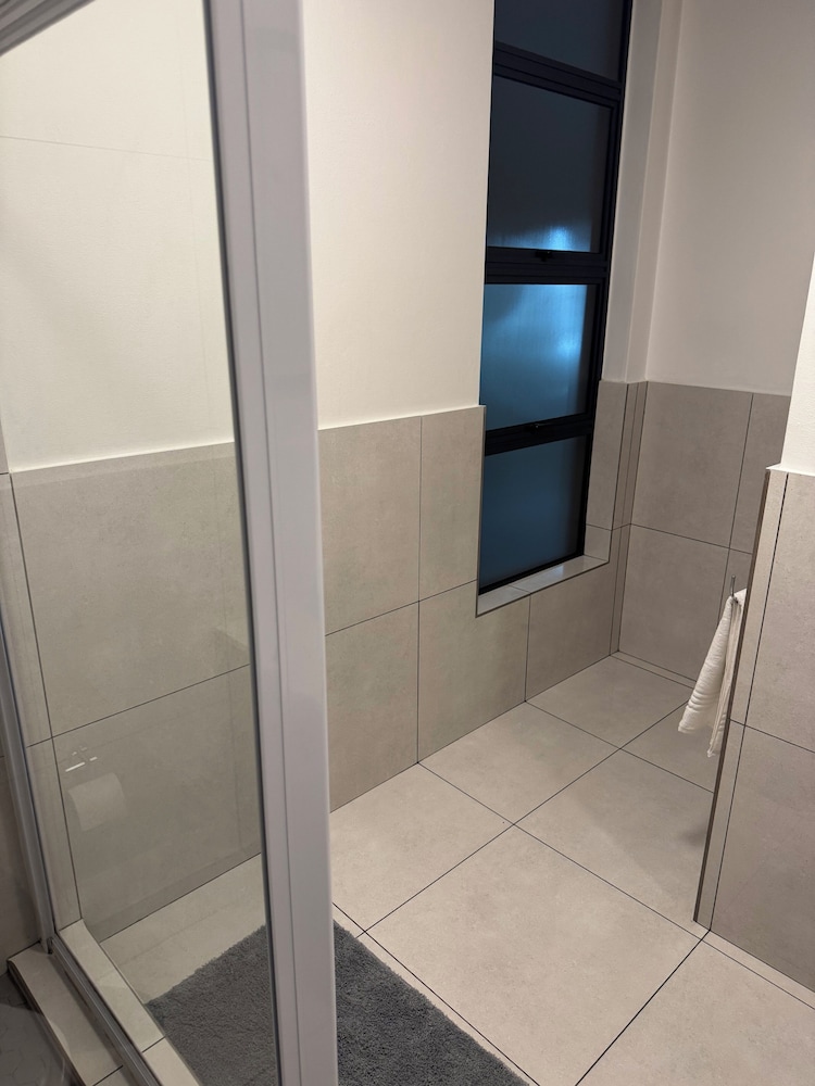 2BR-2BA - Rivonia Residence 1