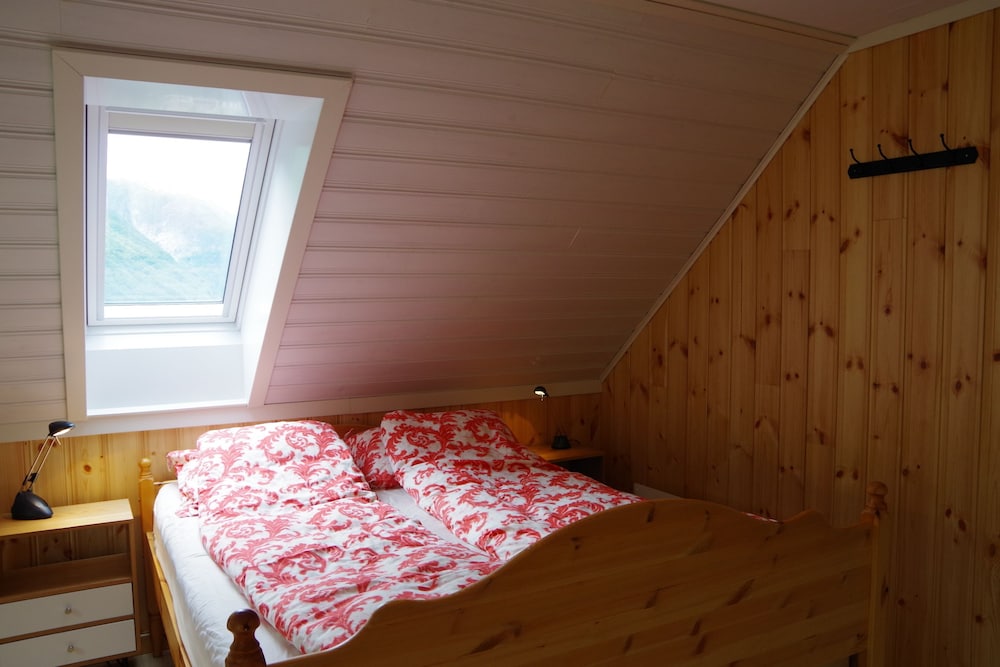 Lunheim Accomodation view 3