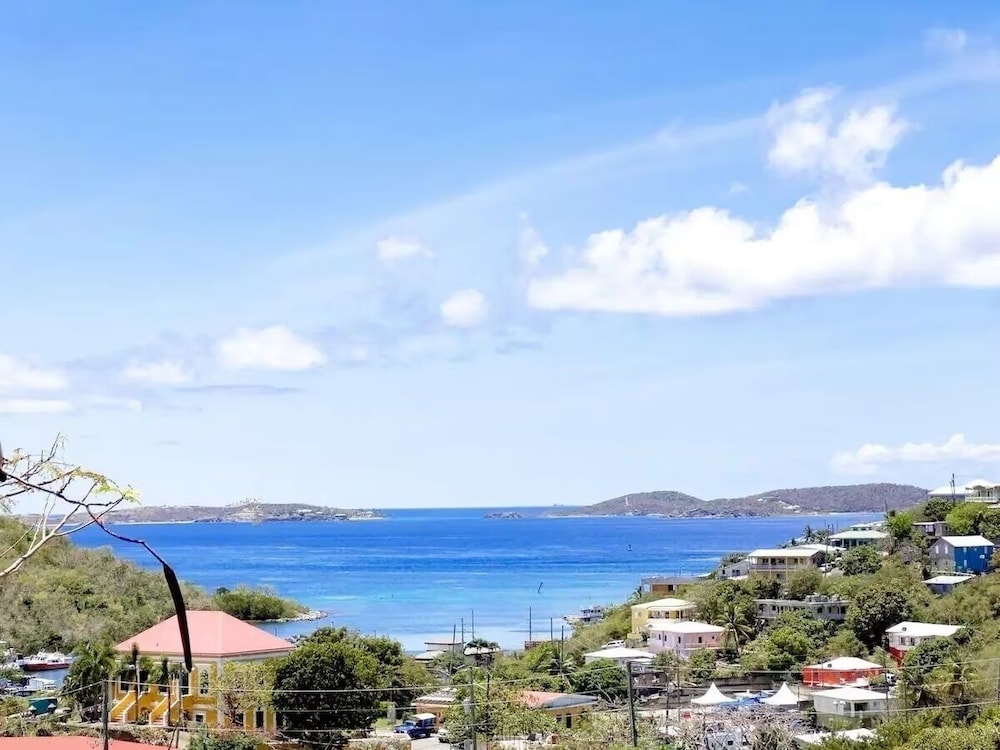Villa Island Paradise