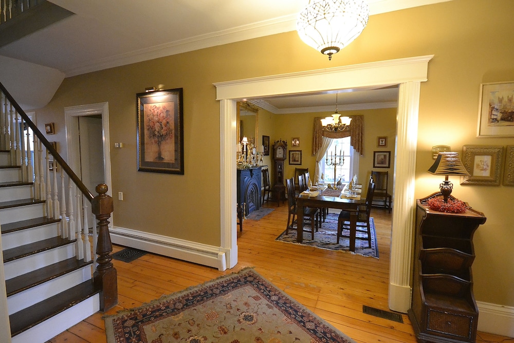 The Briarwood B&B