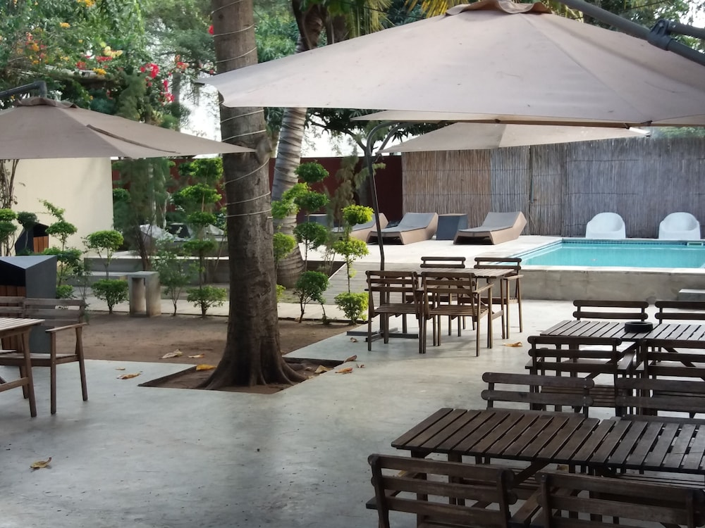 Liv Inn Guest House