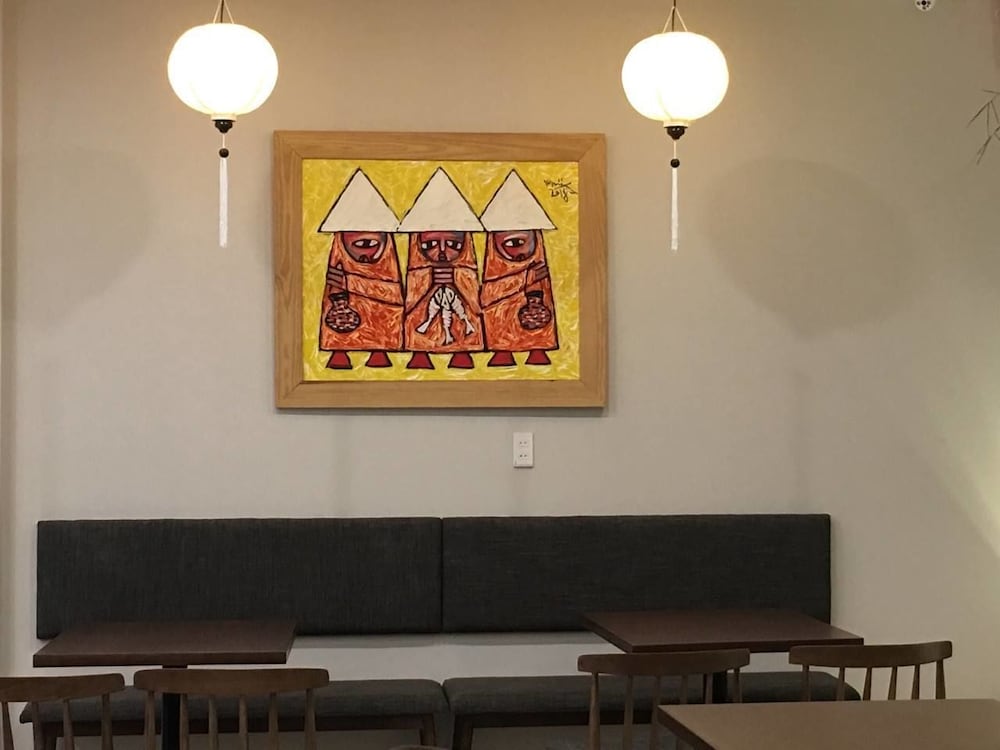 Backhome Hotel - Hostel