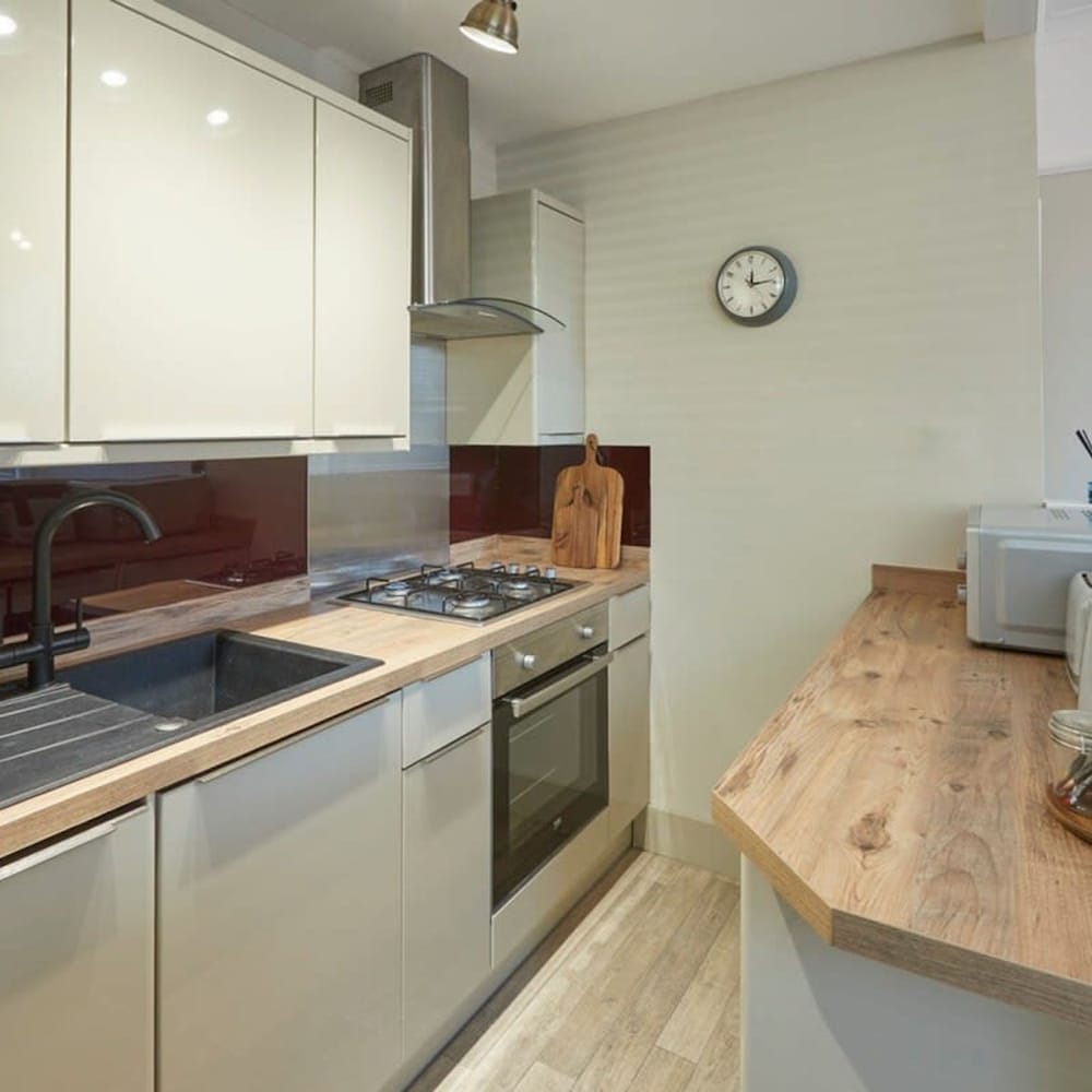 Host Stay Sandpiper Apartment