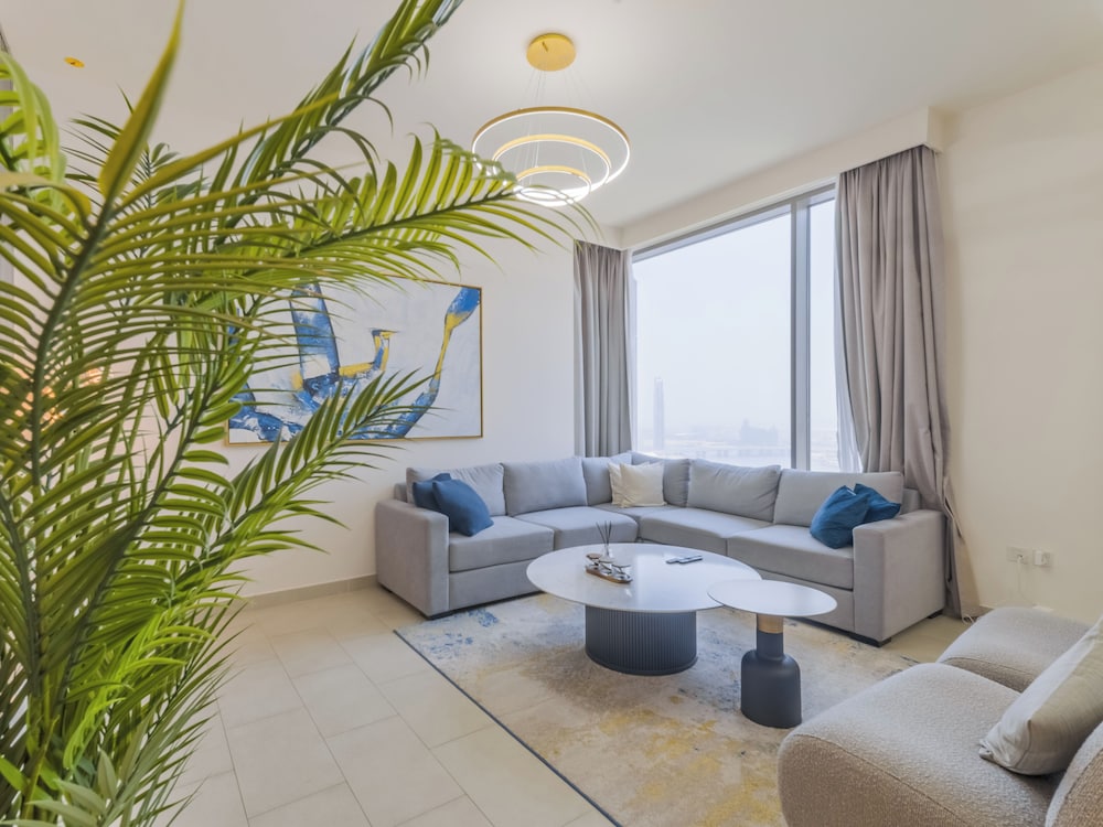 Creek Rise Residences - Creek Harbour