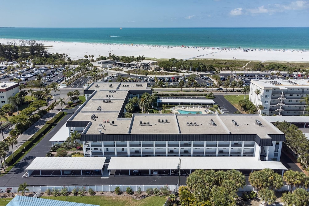 Beach Way With Ocean Views