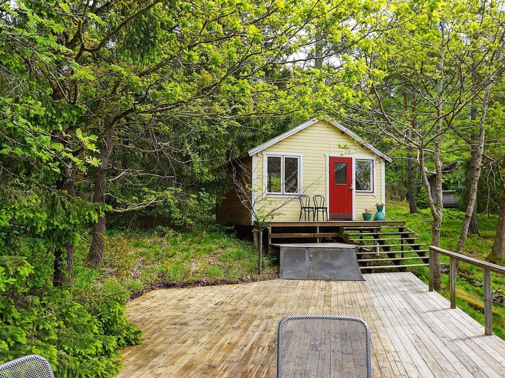 2 Person Holiday Home in Haninge-by Traum