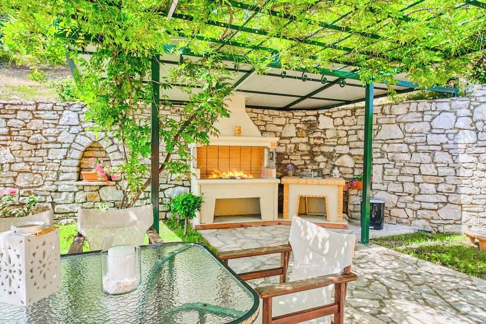Villa Athina Kerasia