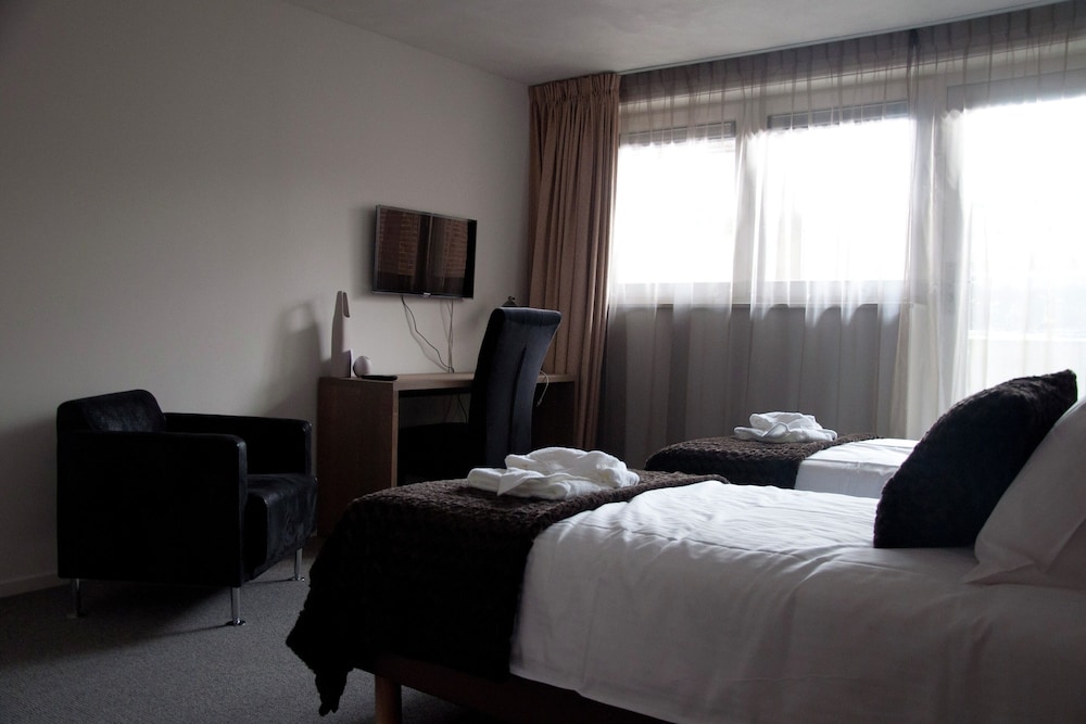 Photo 41