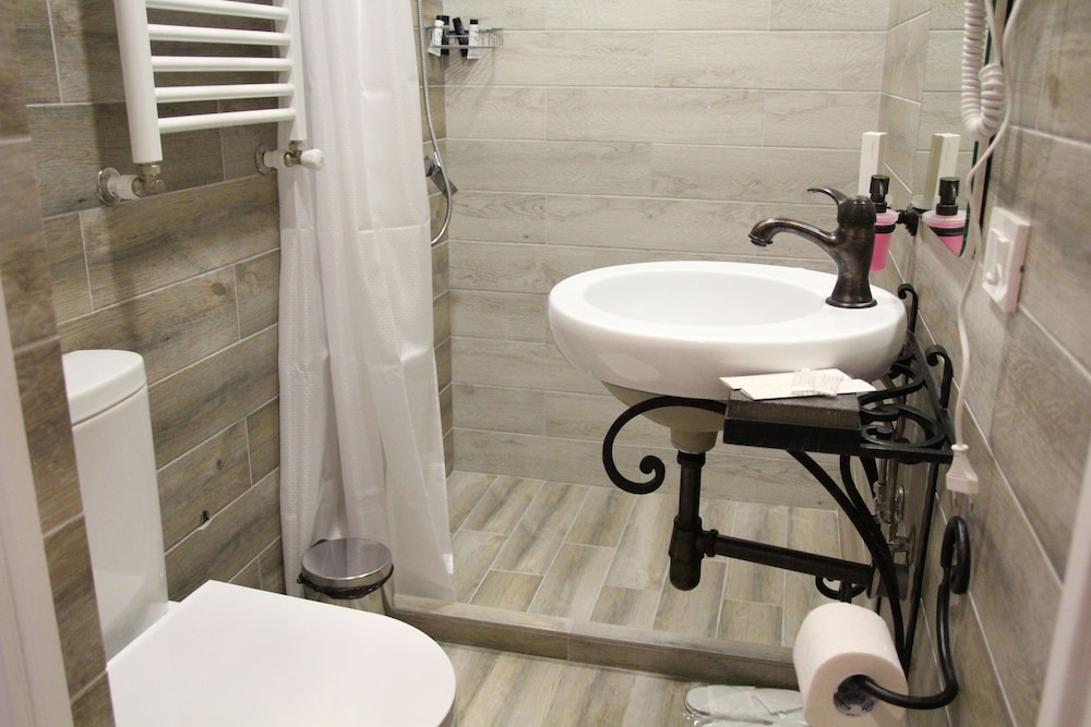 JINJOTEL Boutique Hotel