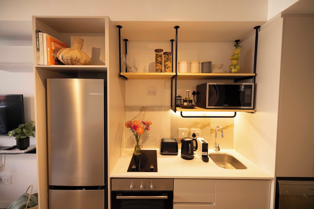 THREE43 on B - Fluent Serviced Apartments