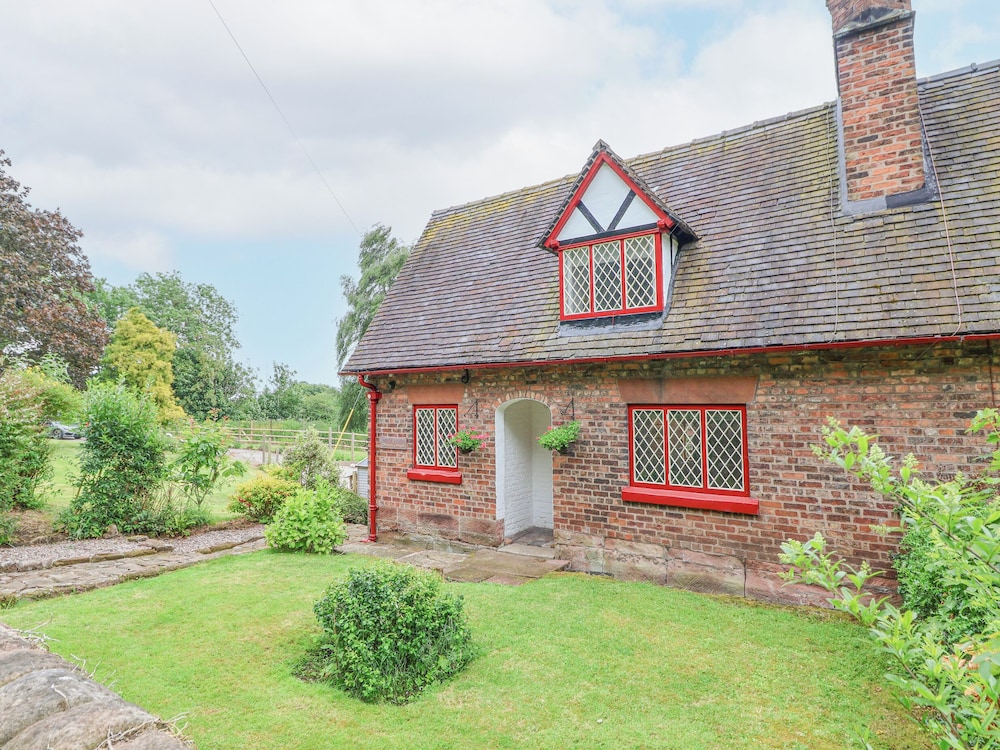 1 Fountain Cottages