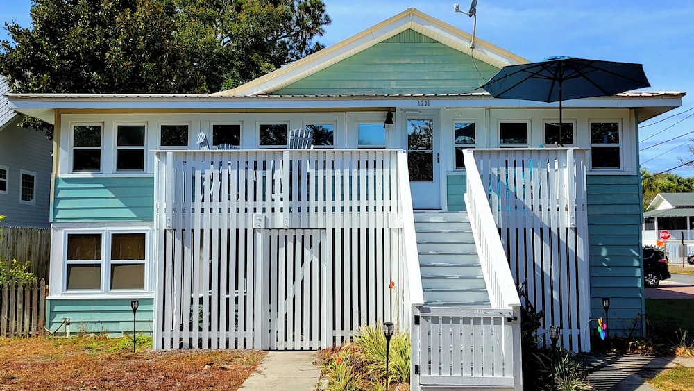 Country's Retreat Tybee Vacation Rentals