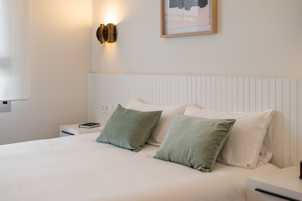 Port Forum Apartments By Olala Homes