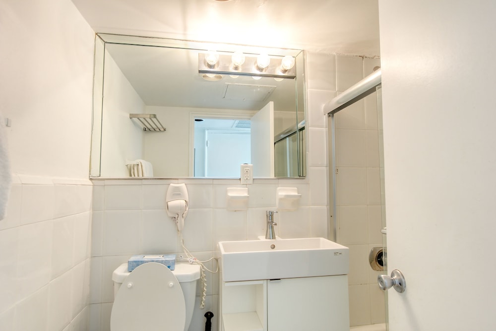 Private Apartments at the Casablanca