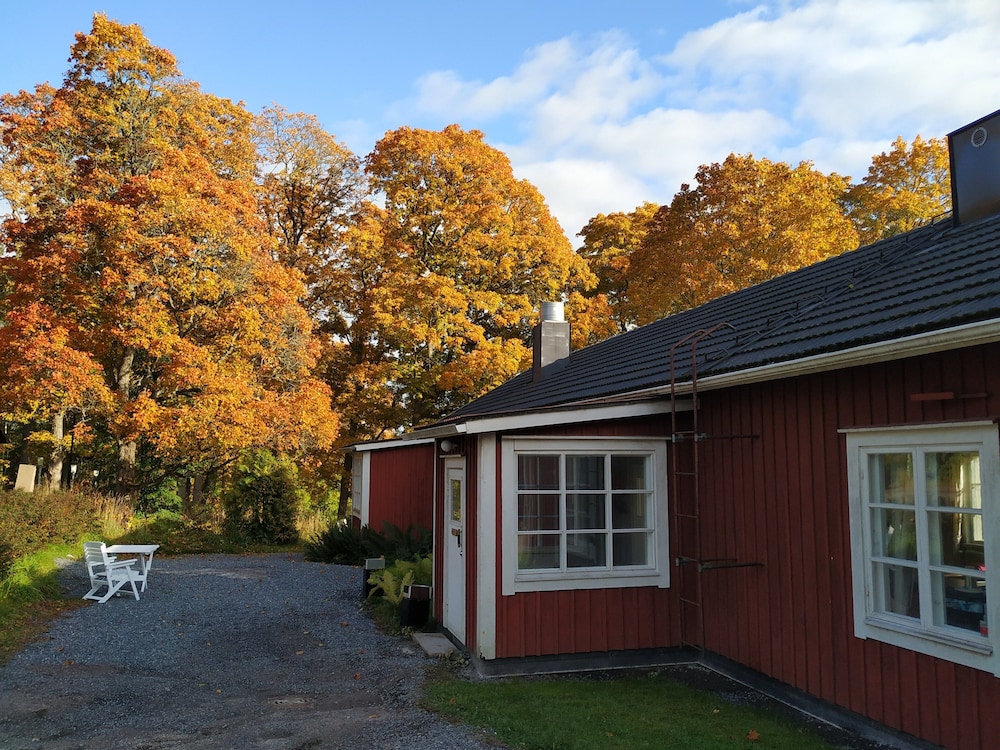 Espoo Vacations - Backby Manor - Property Image 1