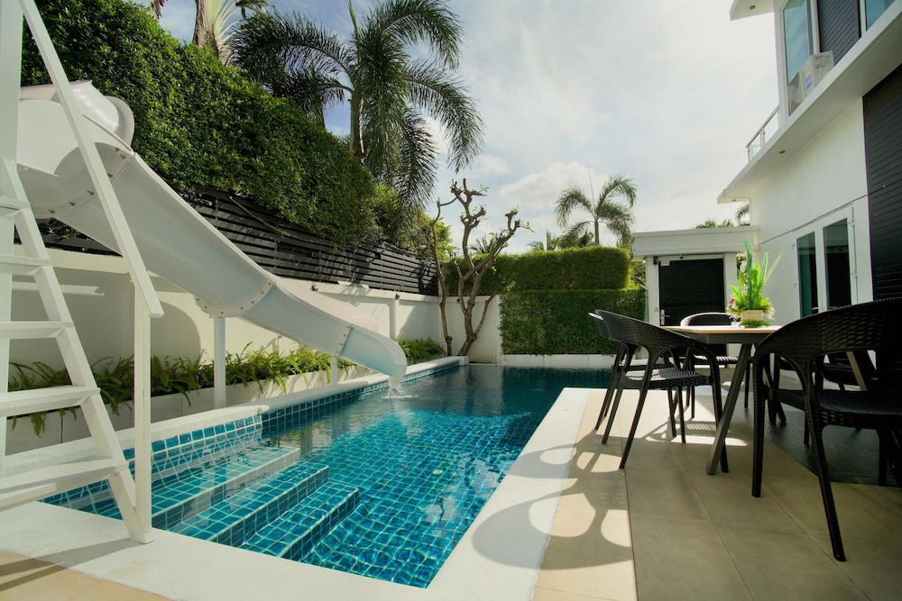 Premium Pool Villas Pattaya