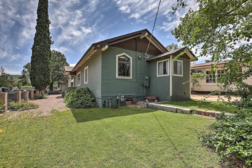 Bisbee Home < 1/2 Mi to Park & Tennis Courts!