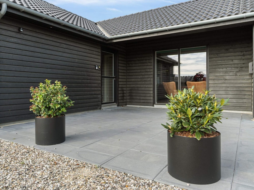 5 Star Holiday Home in Norre Nebel