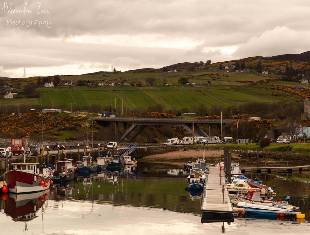The Bridge Guest House
