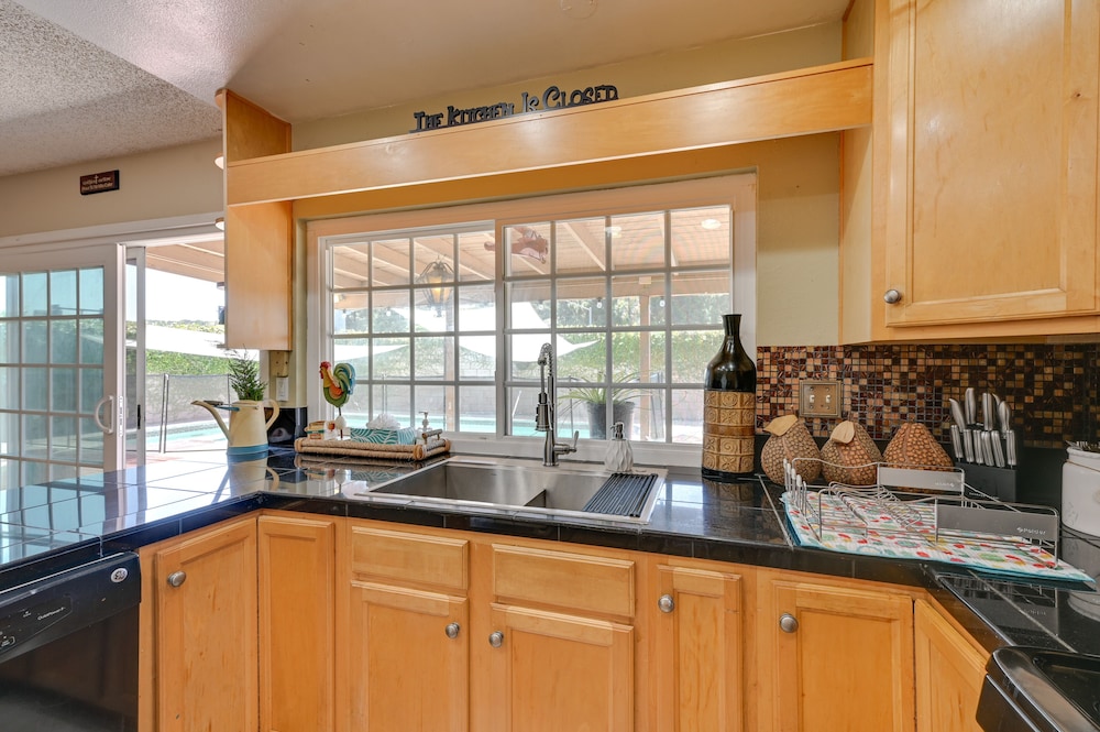 San Diego Vacations - Single-story Chula Vista Home - Private Pool Spa - Property Image 21