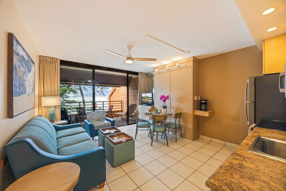 Kuleana Club - 715