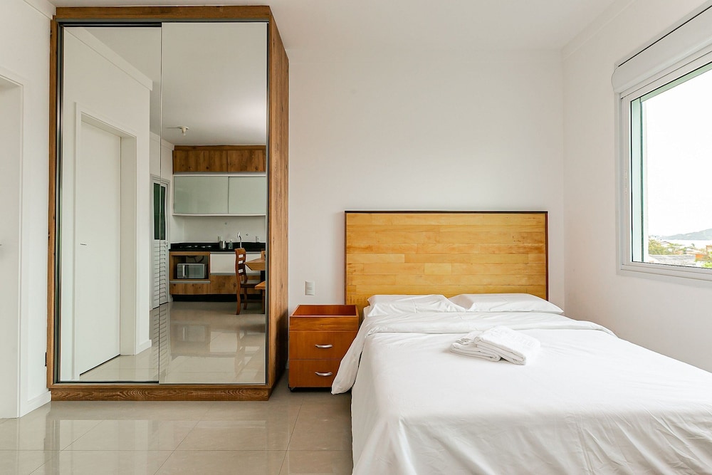 Studios 900m From Lagoa da Conceicao - ECM