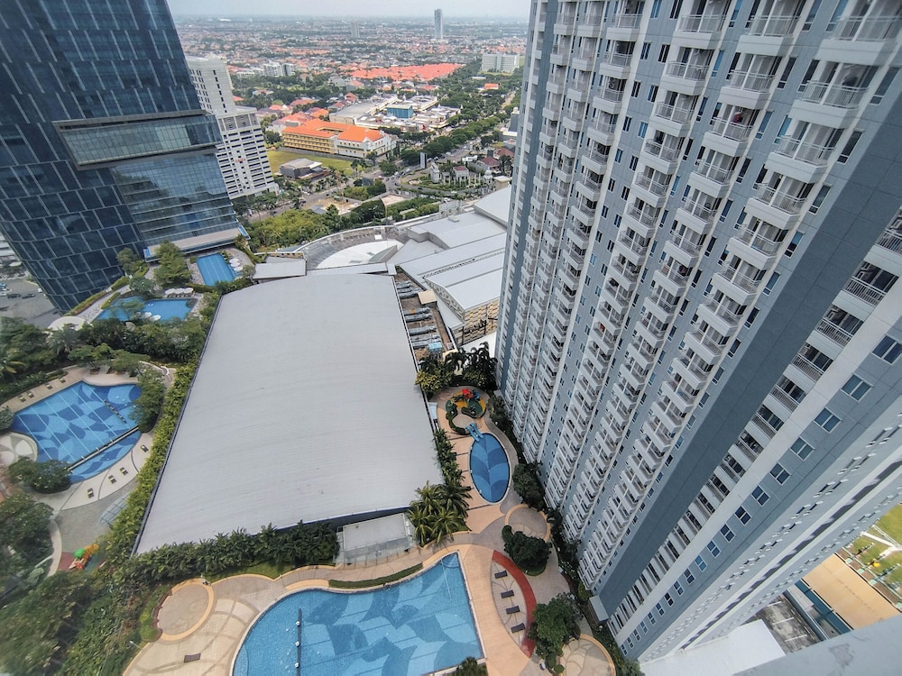 Modern And Cozy 2Br At Tanglin Supermall Mansion Apartment