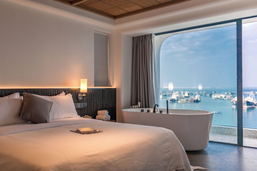 Miyue · Shenzhen Monet Garden Seaview Resort