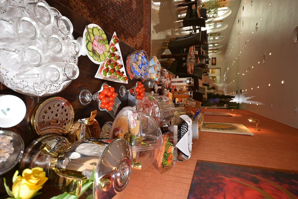 Alpha Hotel Garni - Property Image 15
