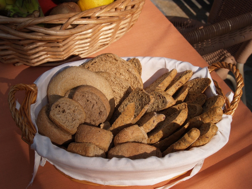 Sarikampos Beach photo 4