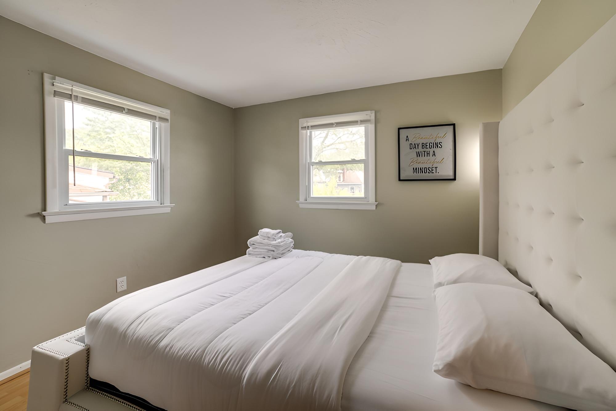Cozy Pittsburgh Home - 4 Mi to Downtown! view 3