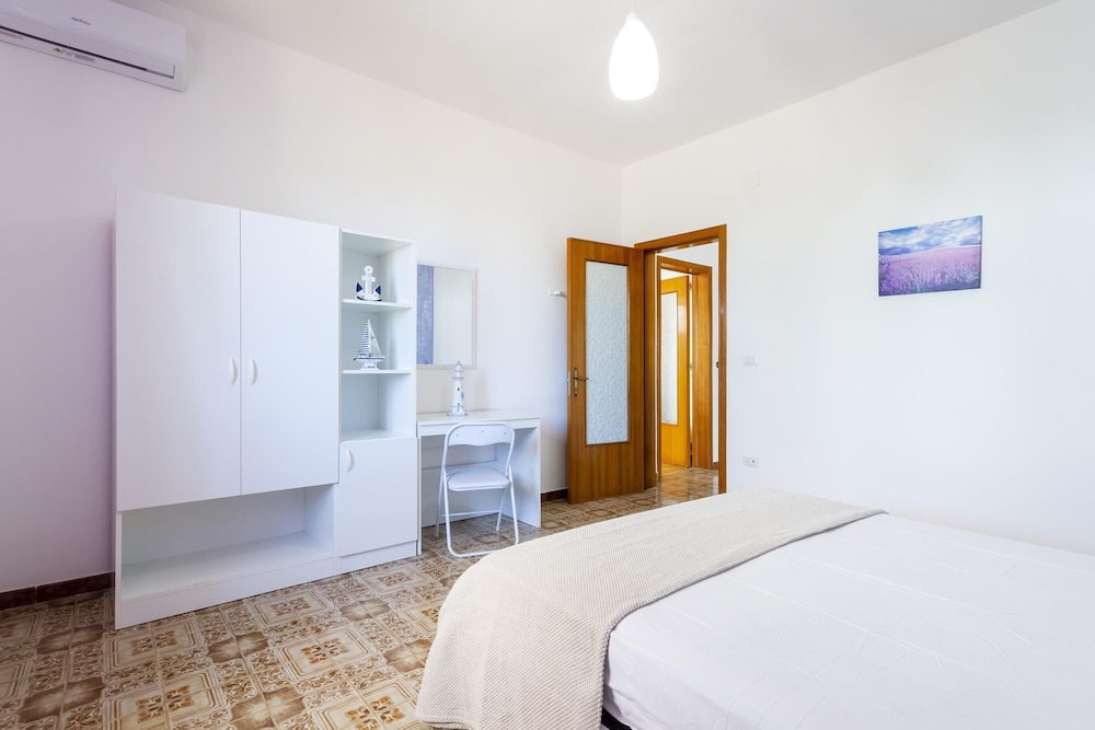 2965 Villa Sole by Barbarhouse view 4