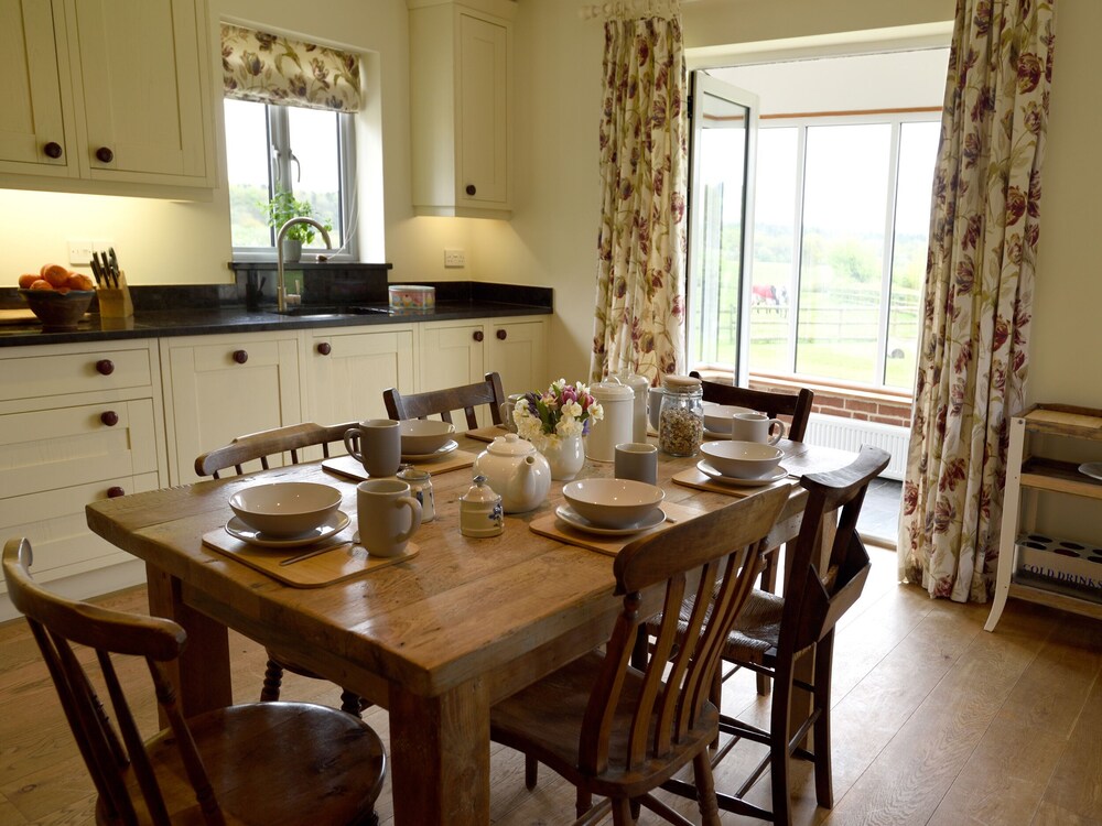 Farley Lodge