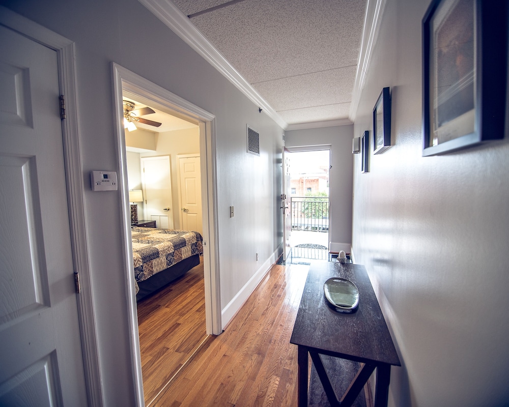 Water Street Retreats