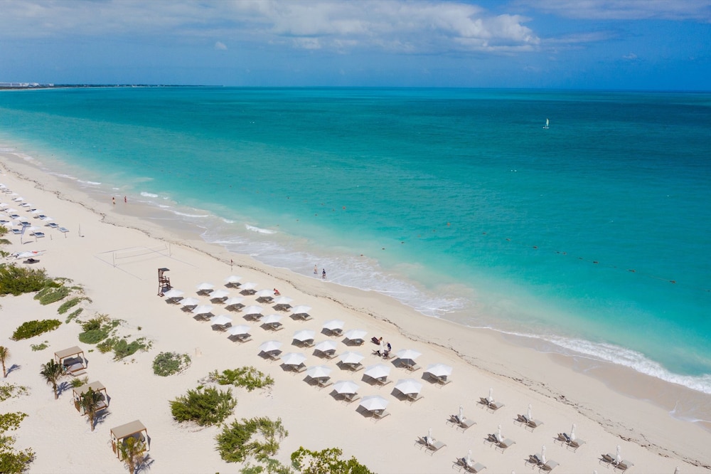 Family Selection at Grand Palladium Select Costa Mujeres - All Inclusive