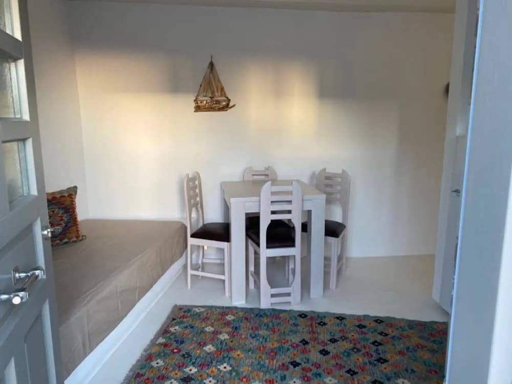 Rustic Stone House in the Heart of Folegandros photo 4