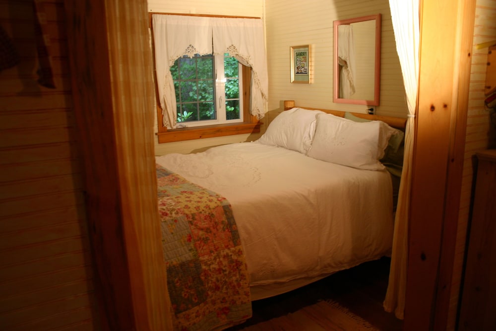 Copper Creek Inn at Mt Rainier