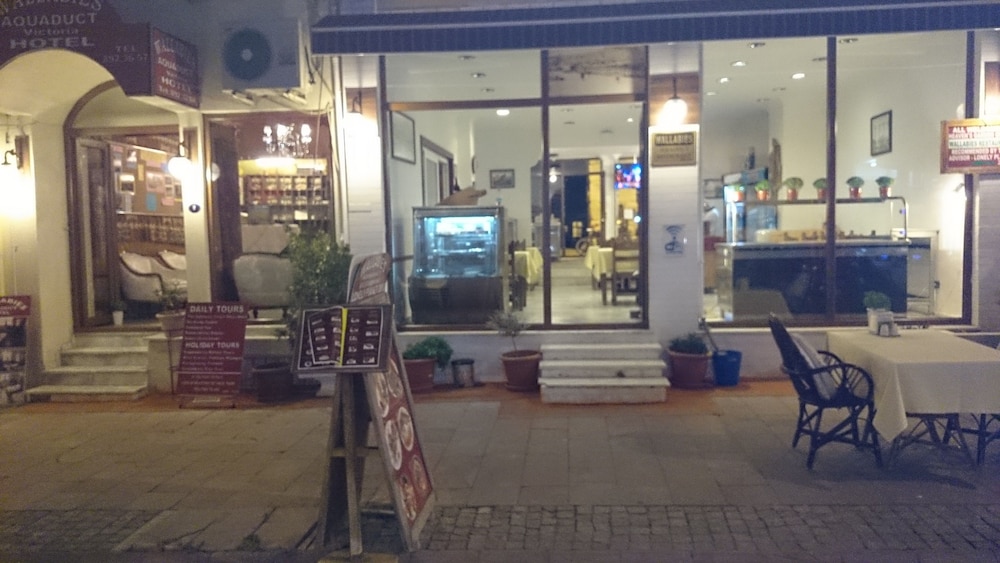 Wallabies Aquaduct Hotel - Property Image 6