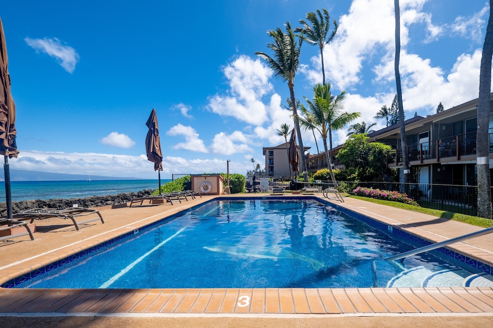 Hale Kai by Coldwell Banker Island Vacations