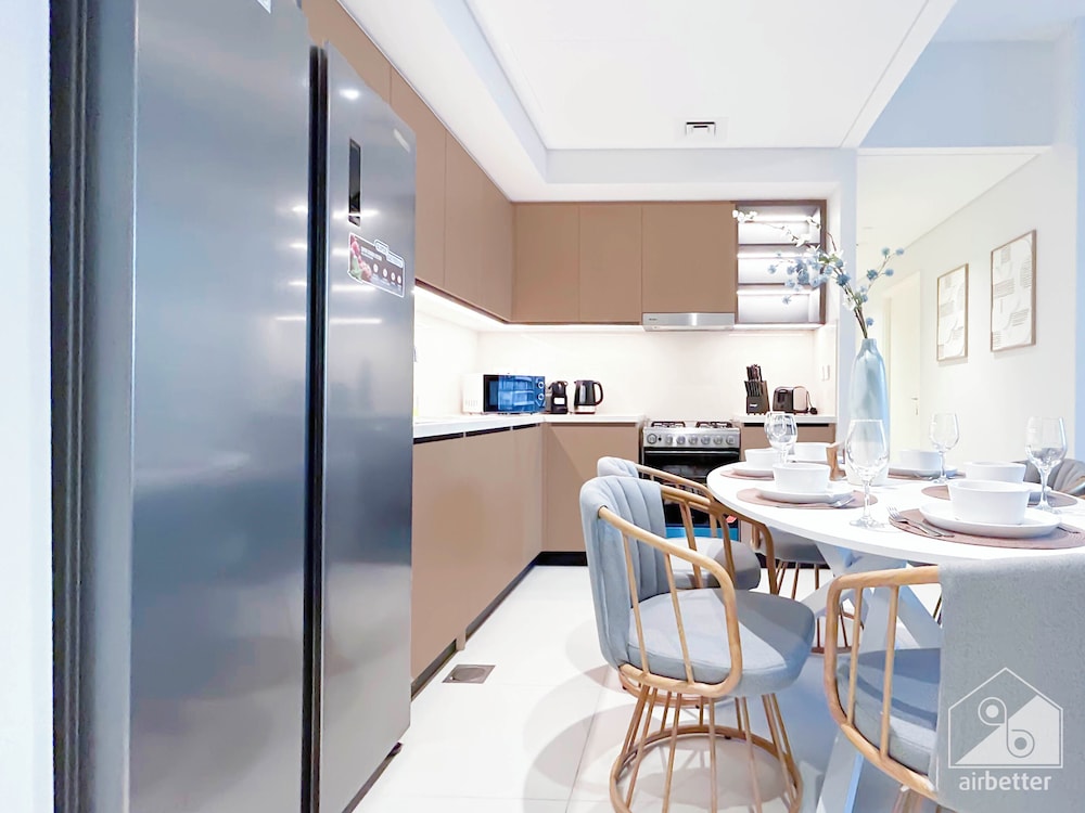Luxurious 4B Balcony & Views Burjcrown Downtown