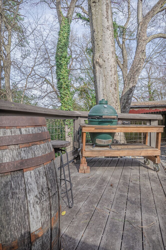 Spacious 3BR Midtown Home - Grad Family