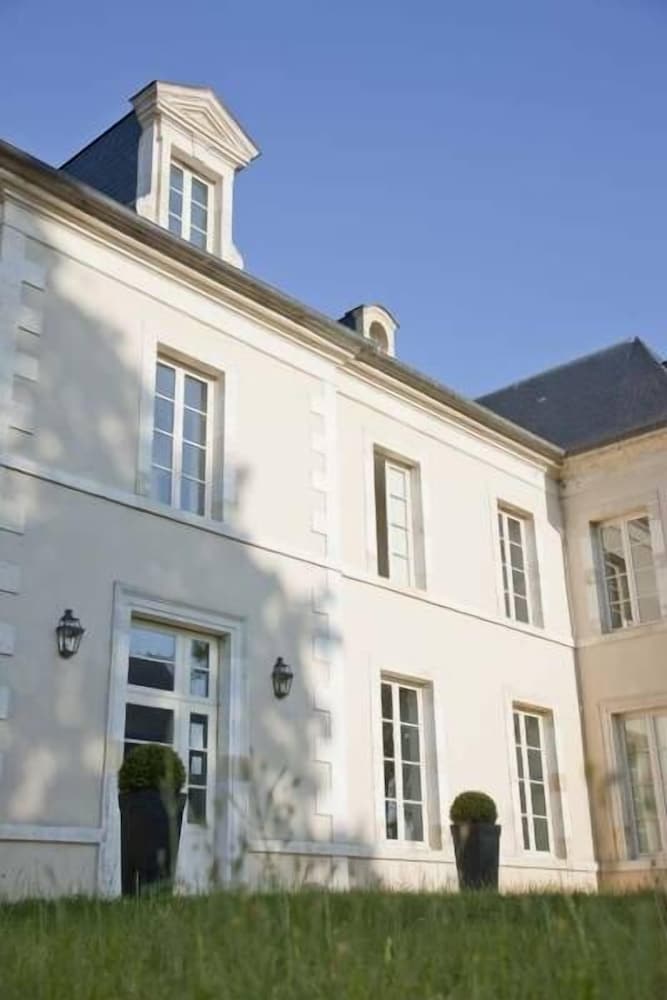 Bourges Vacations - Chateau de Lazenay - Property Image 12