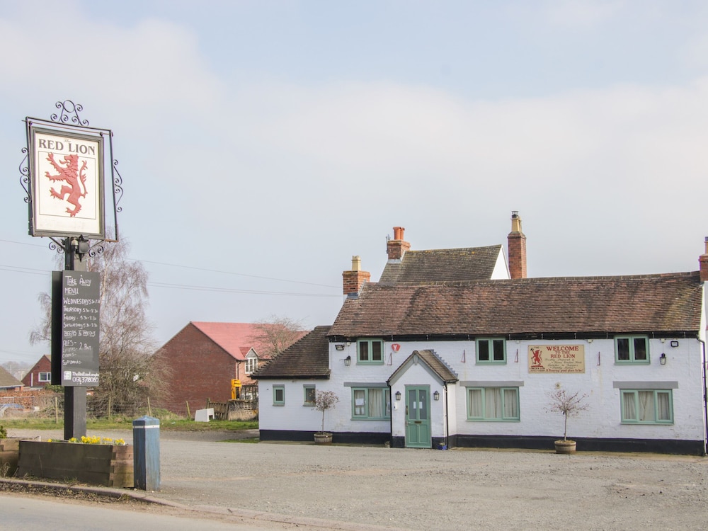 1 Royal Oak Cottages