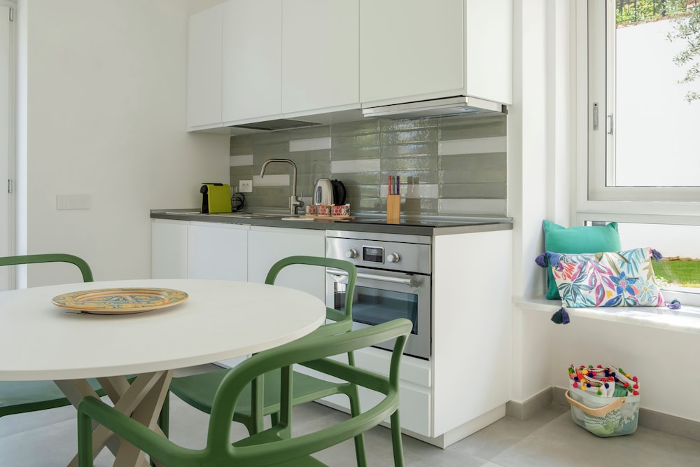 Addaura Marina Apartment by Wonderful Italy