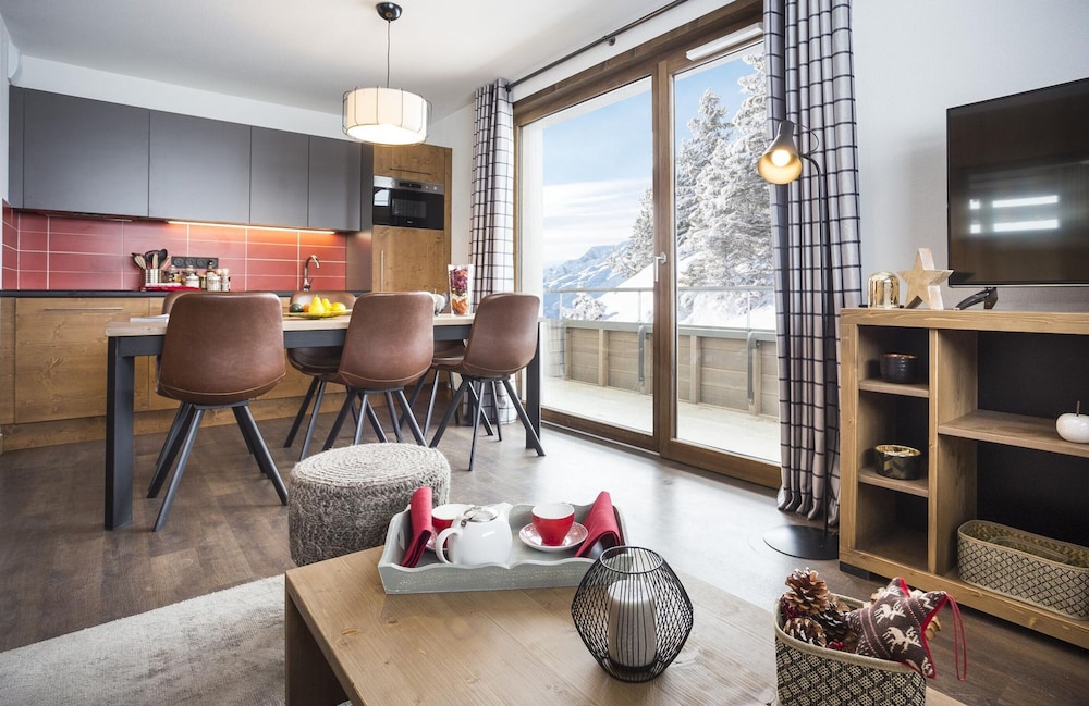Apartment in Hauteluce With Ski-in/ski-out Access