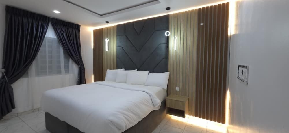 7th Rest Luxury Apartments