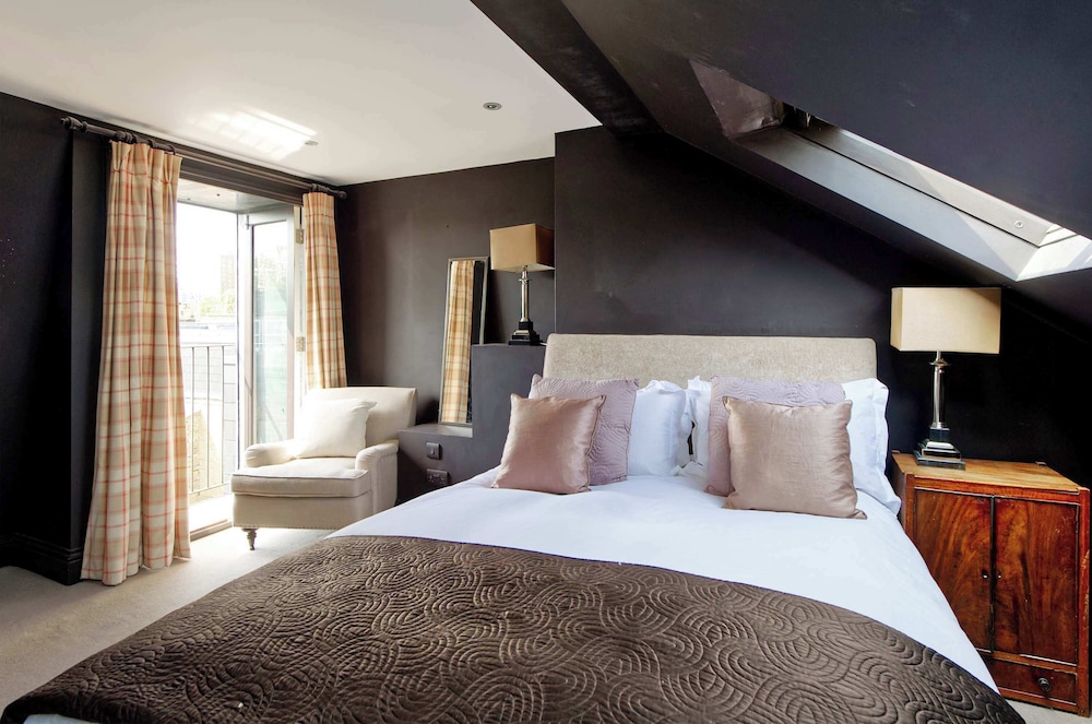 Stunning 3 bed Home With Garden - Wandsworth